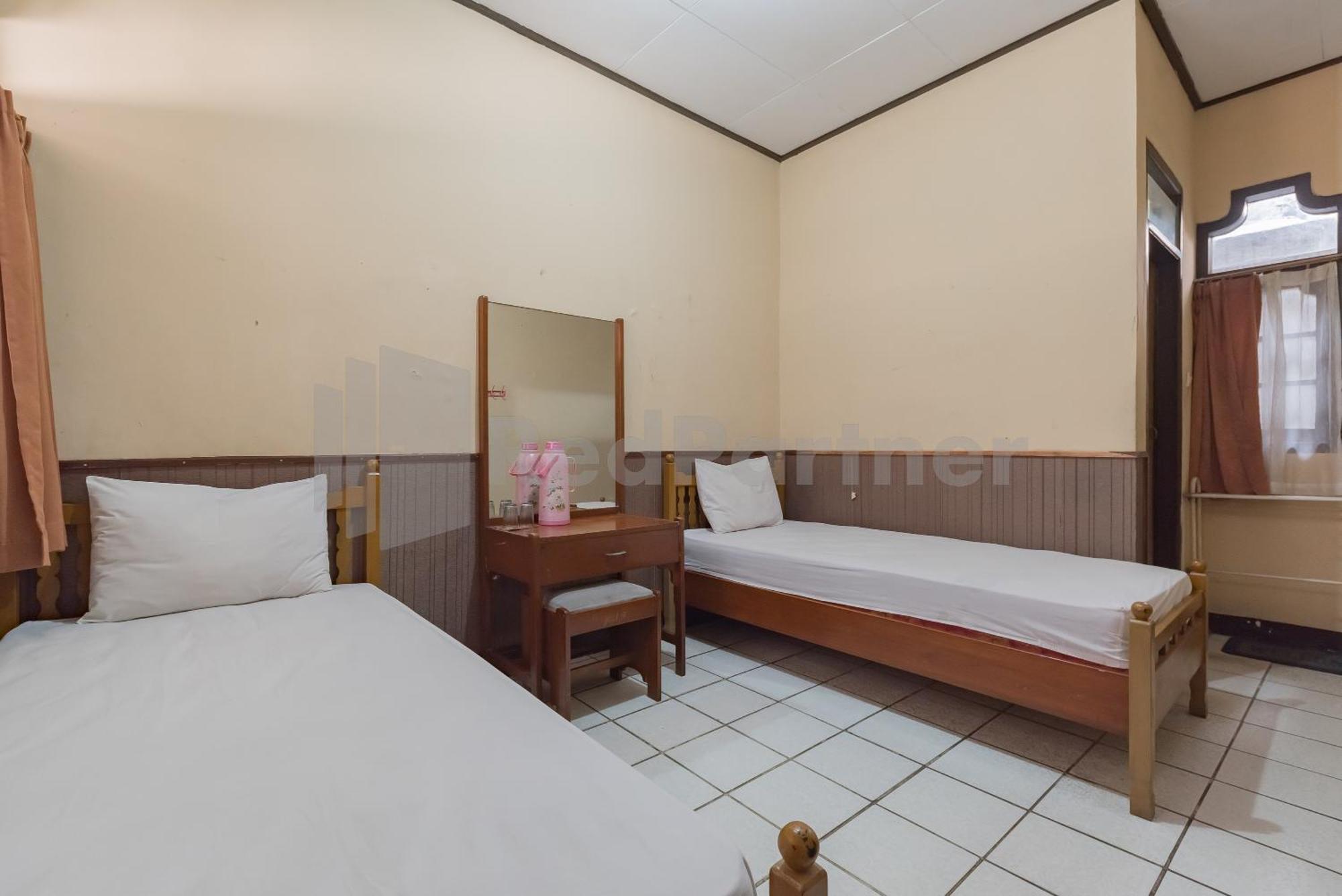 Homestay Pkpn Garut Mitra Reddoorz المظهر الخارجي الصورة